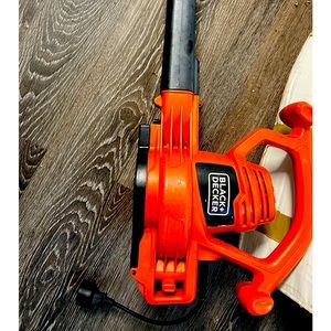 Black&Decker Blower